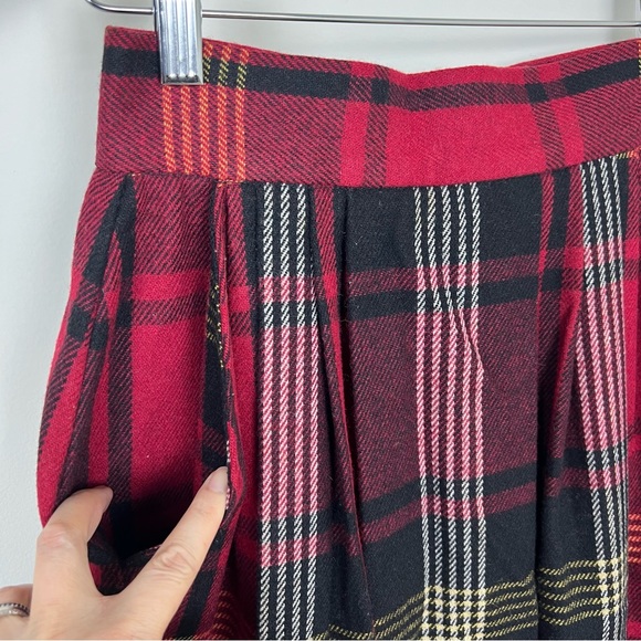 SAMANTHA SCOTT Vintage Plaid Pleated Midi Skirt - Picture 4 of 8